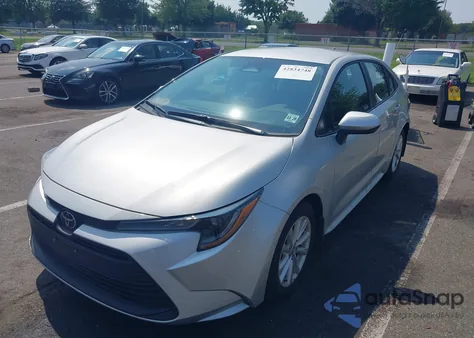 2025 Toyota Corolla Le z USA, uszkodzony, nr VIN 5YFB4MDE2SP234045